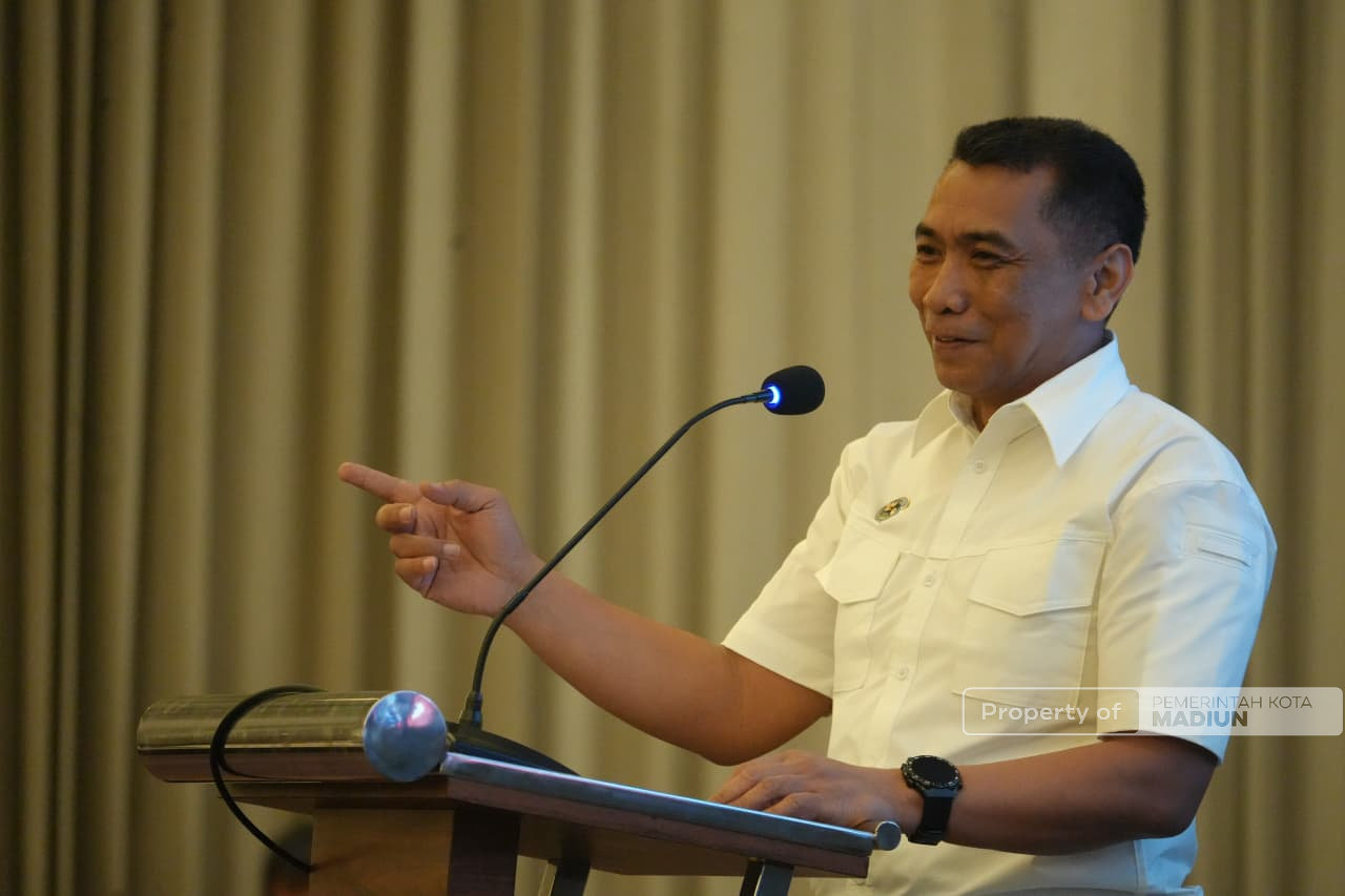 Hadiri Sosialisasi dan Penguatan Tata Kelola MBG, Plt Wali Kota Madiun Tegaskan Komitmen pelaksanaan Program MBG demi Generasi Emas 2045
