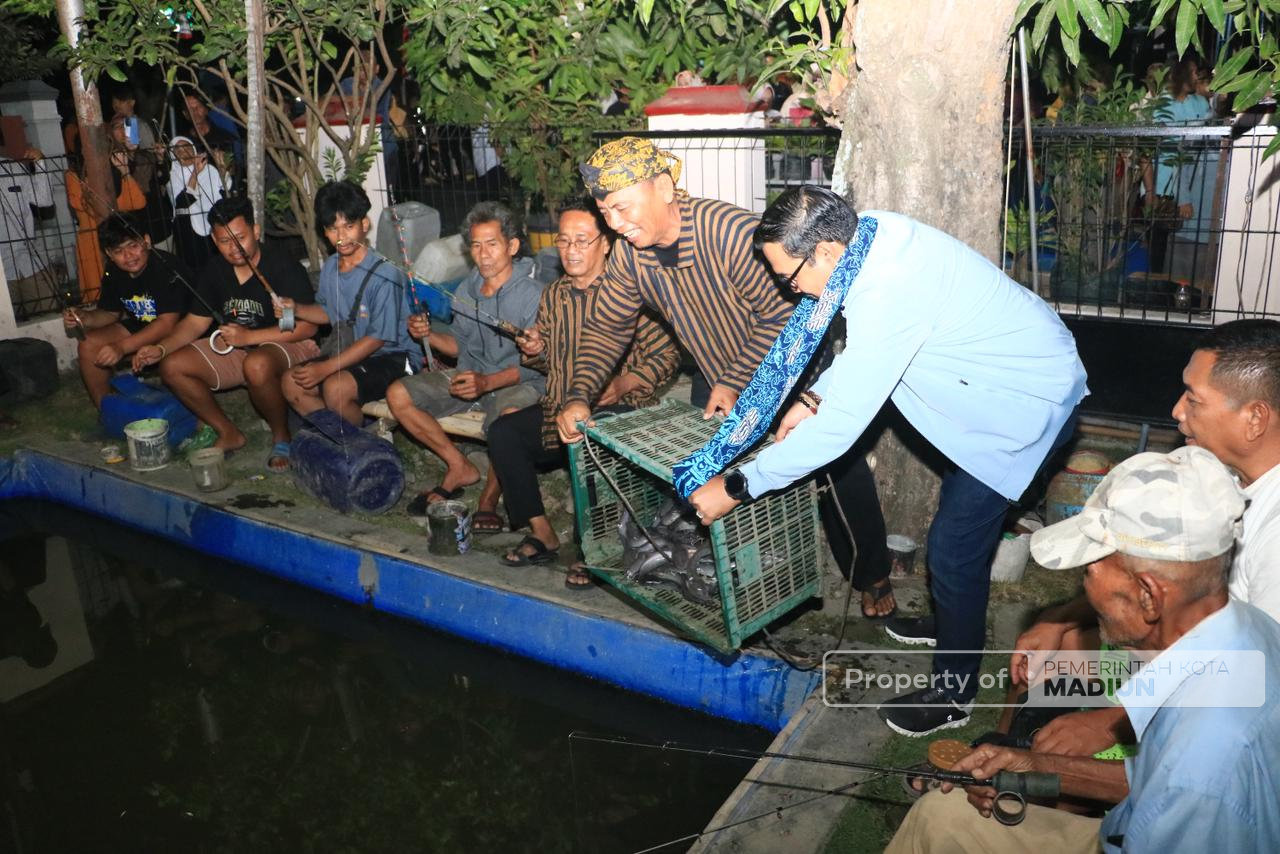 Giat WBR Berlanjut di Wilayah Kecamatan Manguharjo, Plt Wali Kota Beri Apresiasi dan Harap Potensi Lokal Terus Digali