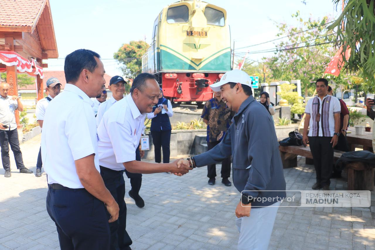Sinergi dengan PT KAI Diperkuat, Plt Wali Kota Madiun Dorong Penataan Kawasan Stasiun