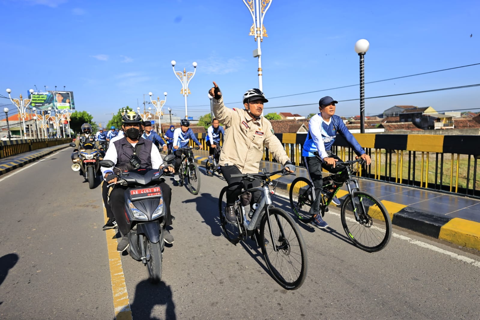 Jelang Nataru, Wali Kota Maidi Cek Kesiapan Sambil Gowes