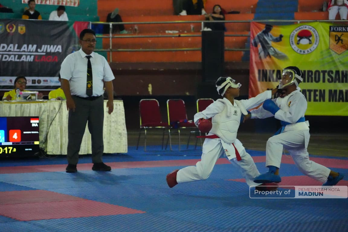 Buka Madiun Open Karate Championship 2026, Plt Wali Kota Berharap Turnamen Cetak Atlet Berprestasi