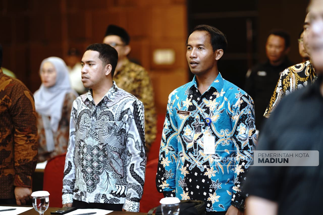 Hadiri Pelantikan PWI Madiun Raya, Wawali Tekankan Peran Strategis Wartawan dalam Membangun Kota Maju Mendunia