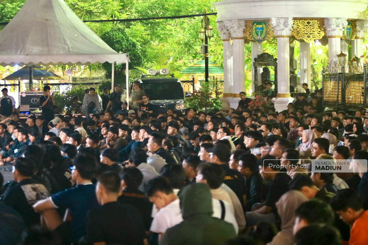 Nobar Final Liga Champions, Plt Wali Kota Turut Larut Bersama Masyarakat