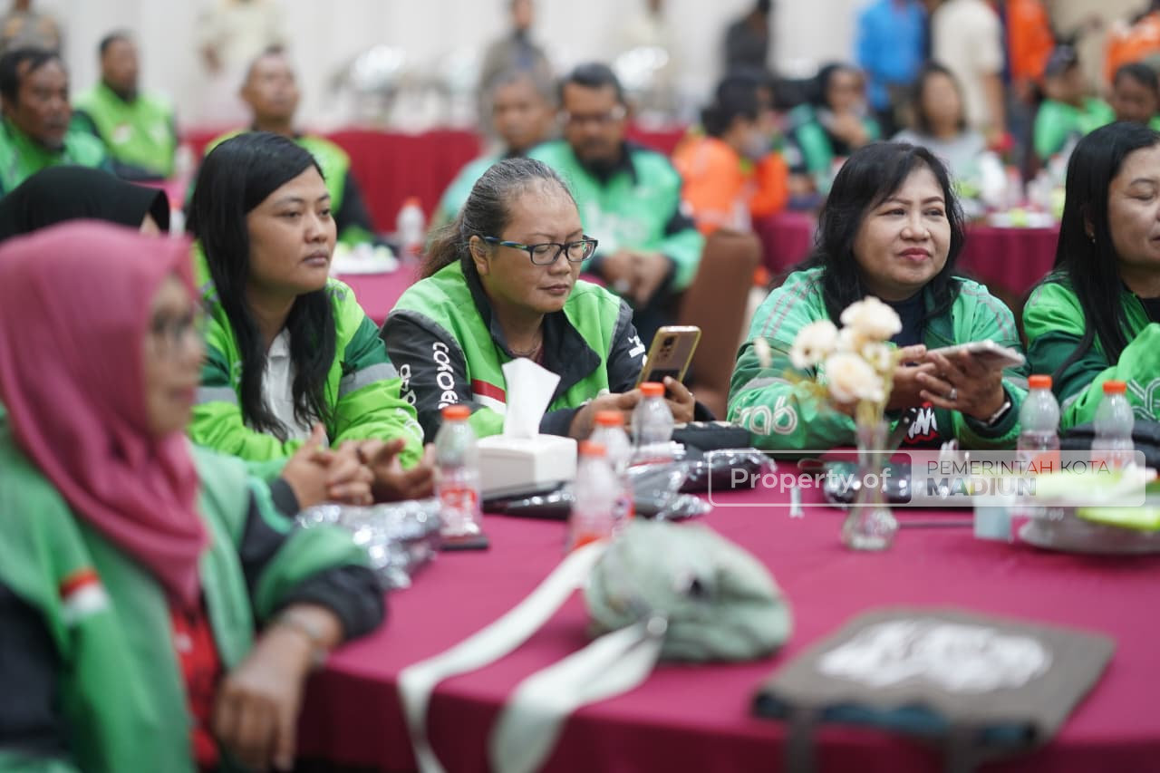 Sosialisasi Peraturan Pengawas BKC Ilegal, Wali Kota Madiun Tekankan Peran Ojek Online dalam Pemberantasan Rokok Ilegal
