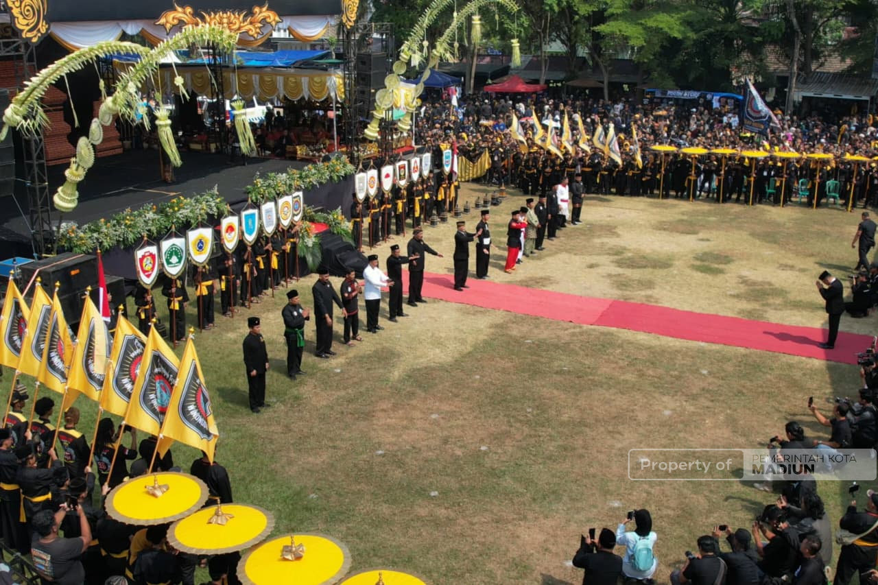 Hadiri Suran Agung PSHW TM, Plt Wali Kota Sampaikan Apresiasi Serta Ajak Perkuat Nilai Luhur Pendahulu