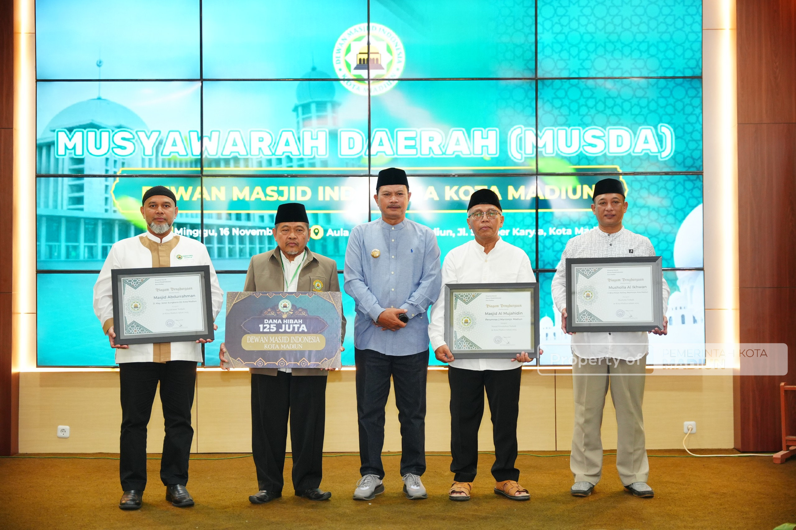 Buka Musda PD DMI, Wali Kota Madiun Tekankan Peran Masjid dalam Penguatan Moral Masyarakat