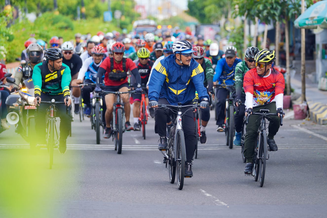 Jalin Sinergitas, Wali Kota Gowes Bareng Jajaran TNI/Polri