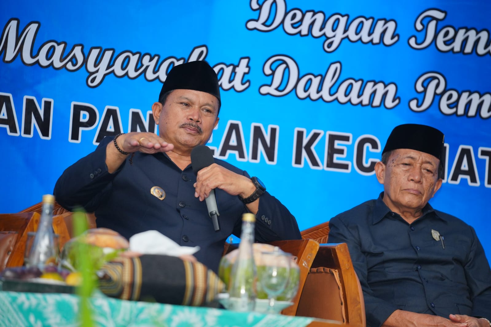Serap Aspirasi Sekaligus Sosialisasi Pembangunan, Wali Kota-Wakil Rakyat Bertemu Masyarakat di Dua Kelurahan