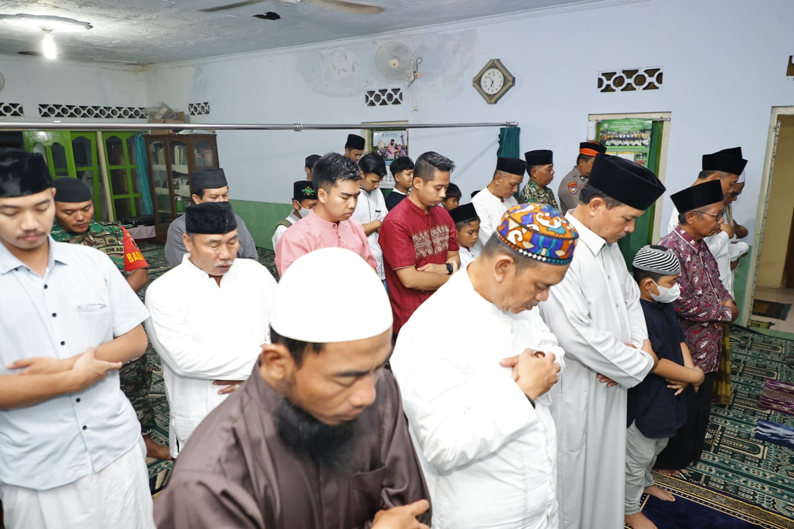 Ibadah Sembari Serap Aspirasi, Wali Kota Ikuti Tarawih Bersama Warga Di Musala Jannatul Firdaus