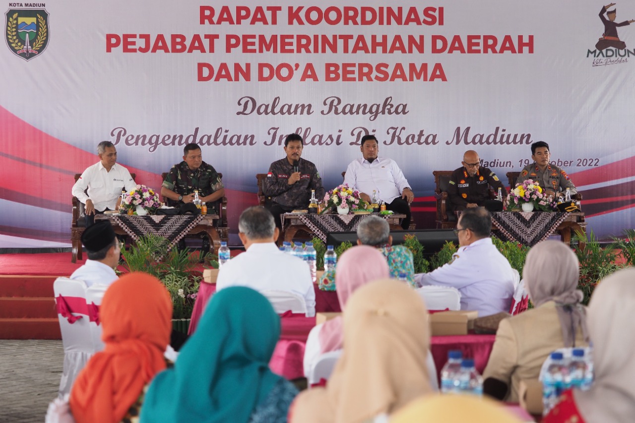 Coffee Morning, Wali Kota Tanam Bibit Cabai Hingga Bagi Sembako ke Warga Rusunawa