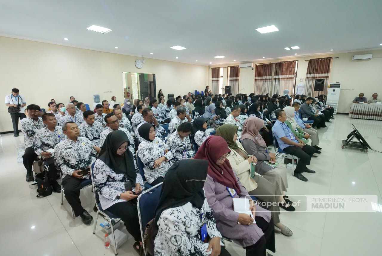 Hadapi Tantangan Pendidikan, Plt Wali Kota Dorong Kepala Sekolah Perkuat Komunikasi dan Kembangkan Potensi Siswa