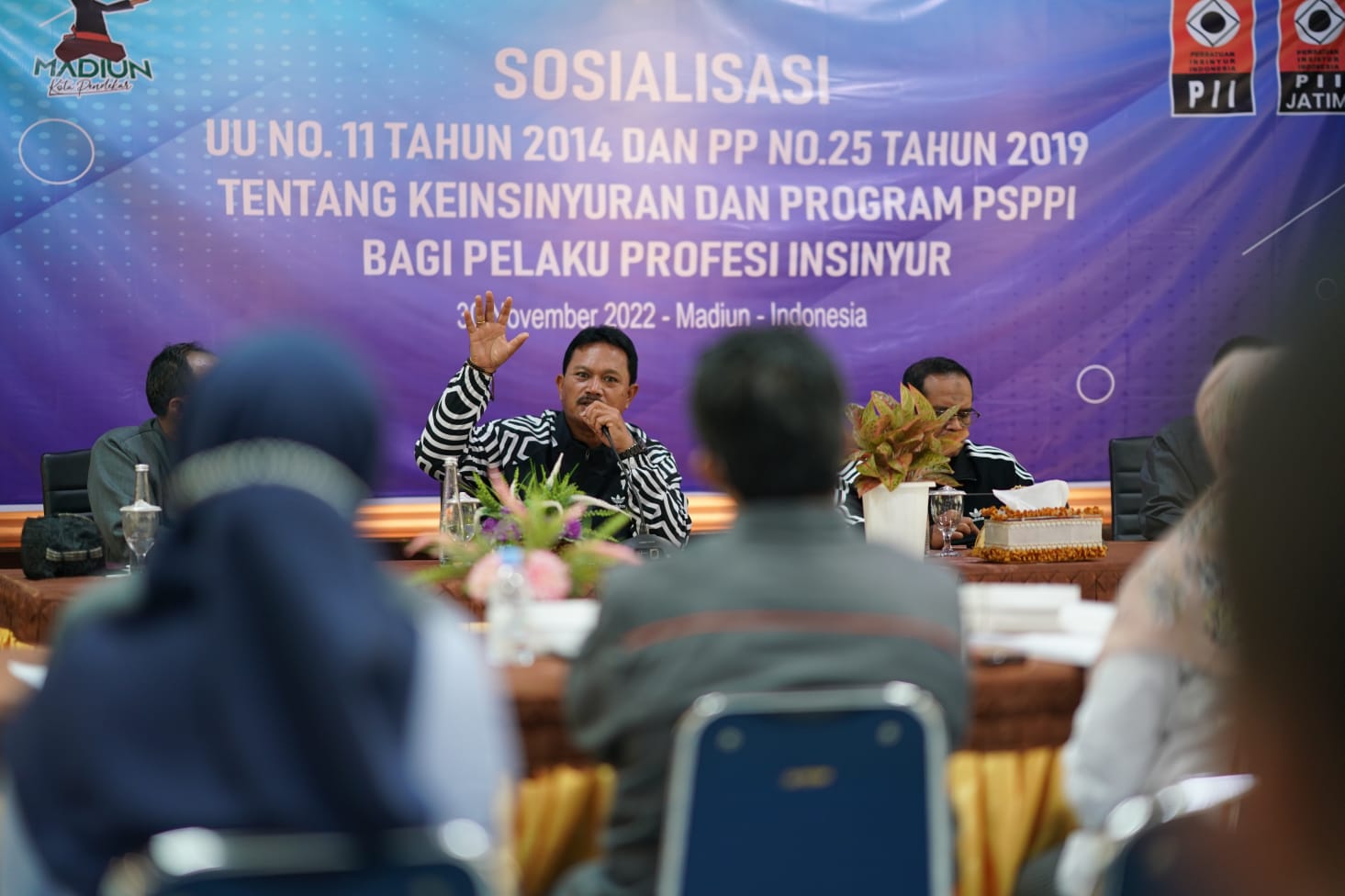 Buka Sosialisasi Keinsinyuran, Wali Kota Ajak Insinyur Dukung Program Pembangunan Kota Madiun