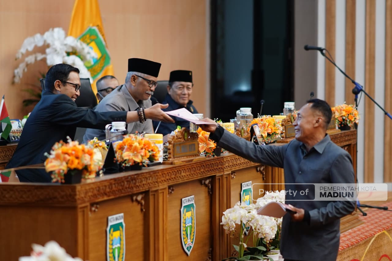 Delapan Fraksi DPRD Setujui Raperda Perubahan APBD 2026, Plt Wali Kota Pastikan Catatan Jadi Perhatian