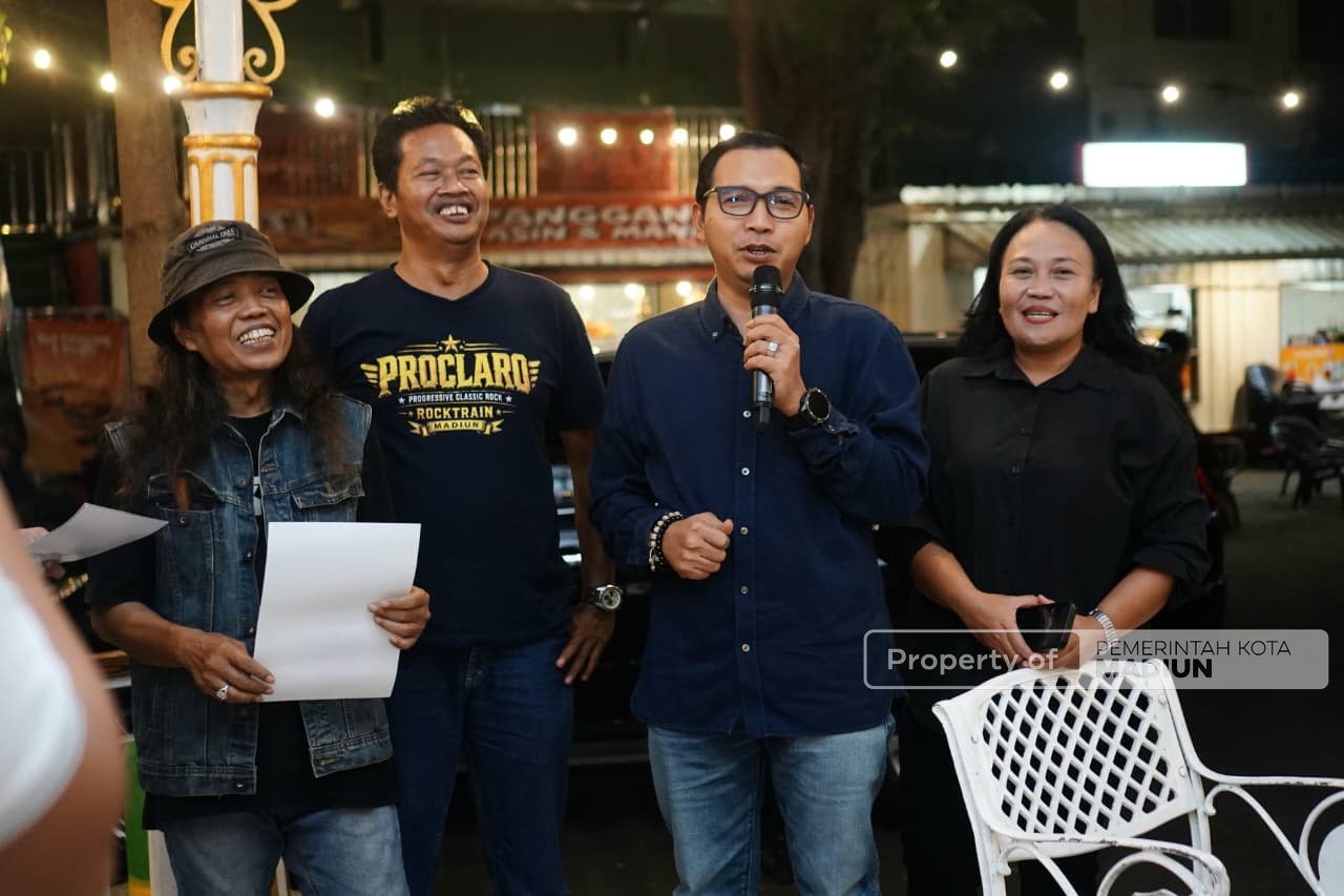 Saksikan Proclaro Rocktrain, Plt Wali Kota: Tahun Depan Bikin Event Besar Dibiayai Pemkot