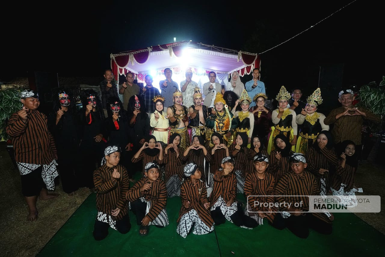 Dari Panggung Seni, Plt Wali Kota Dorong Budaya Jadi Penggerak Ekonomi Kelurahan