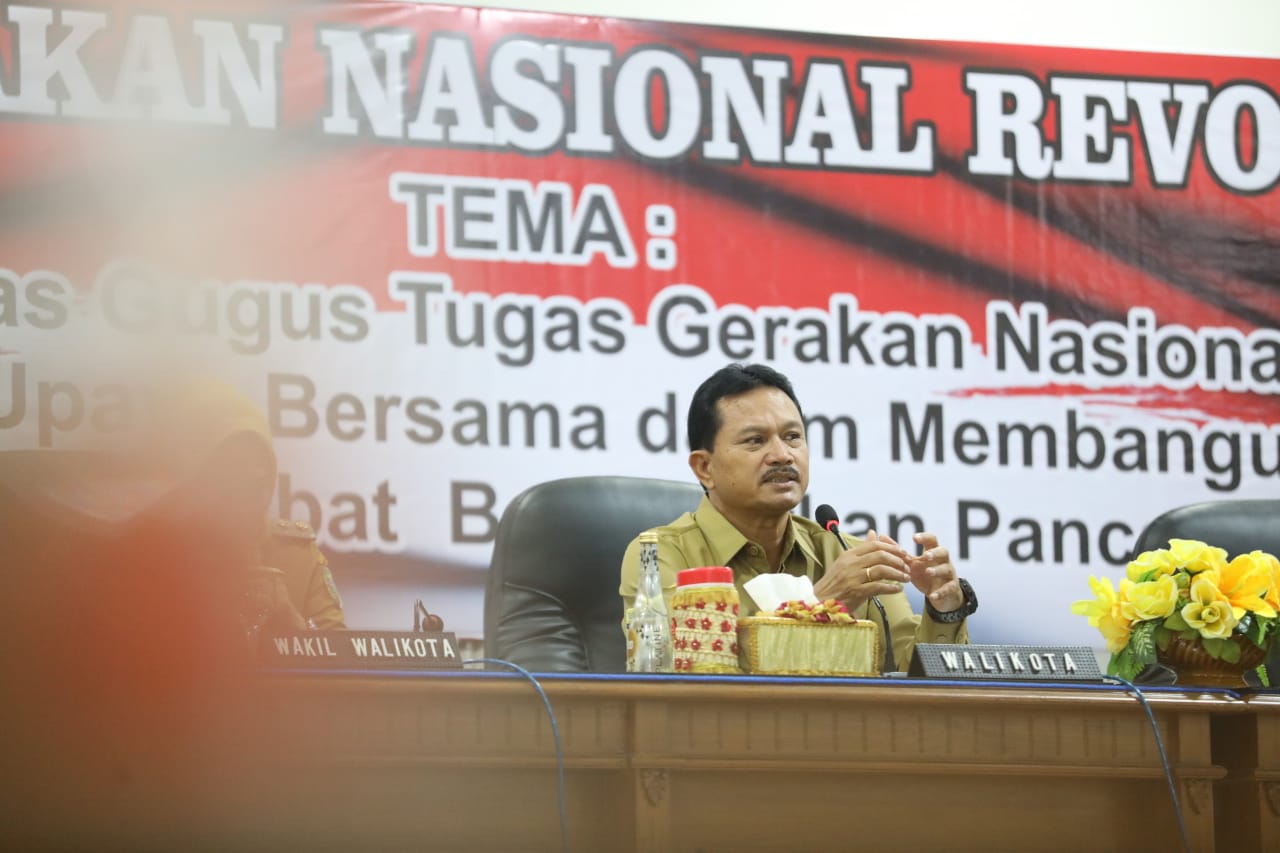 Jadi Narsum Sosialisasi Gerakan Nasional Revolusi Mental, Wali Kota Tekankan ASN Harus Bermental Melayani