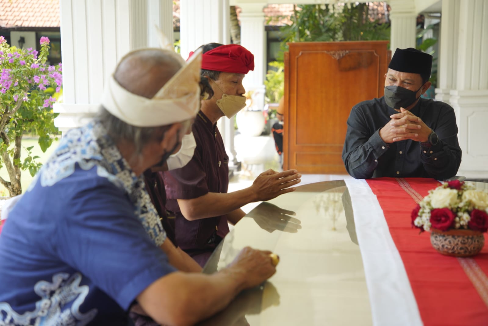 Audiensi dengan PHDI Soal Pembangunan Pura, Wali Kota: Pemerintah Siap Bantu Asal Syarat Lengkap Semua