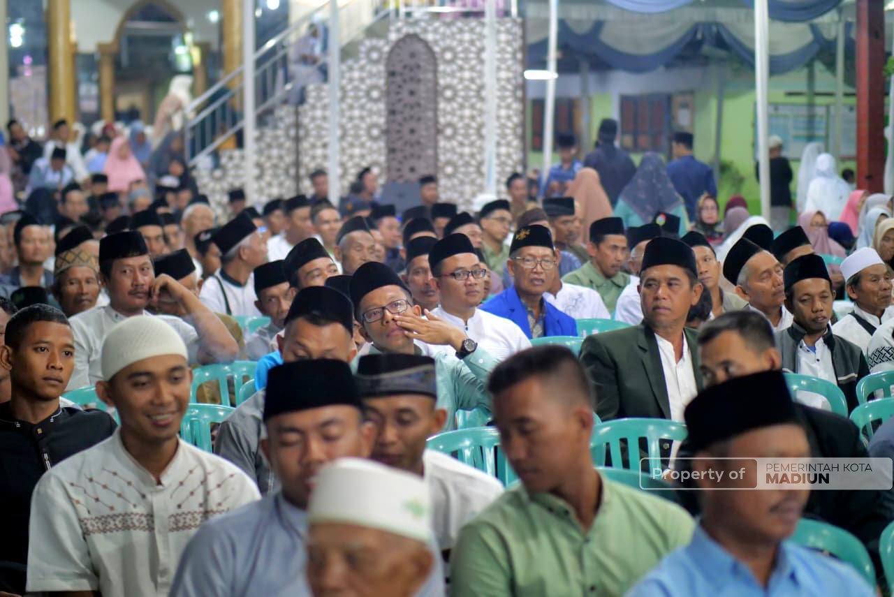 Hadiri Haul ke-47 Al-Mujaddadiyyah, Plt Wali Kota Madiun Perkuat Sinergi Serta Wujudkan Visi Madiun Kota Pintar