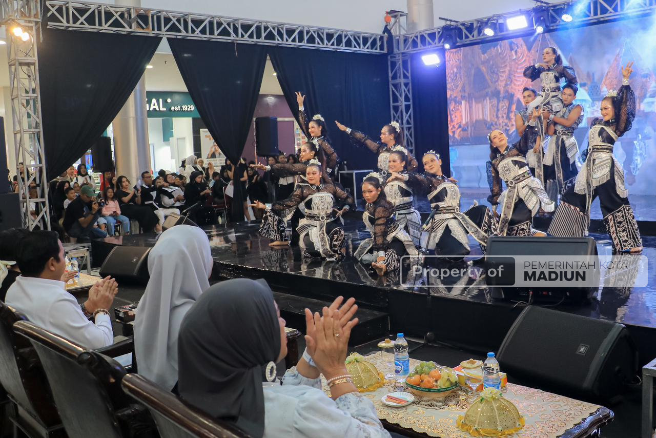 Hadiri 2 Dekade Voice Corner, Wawali: Kita Ciptakan Artis-Artis Kita Sendiri