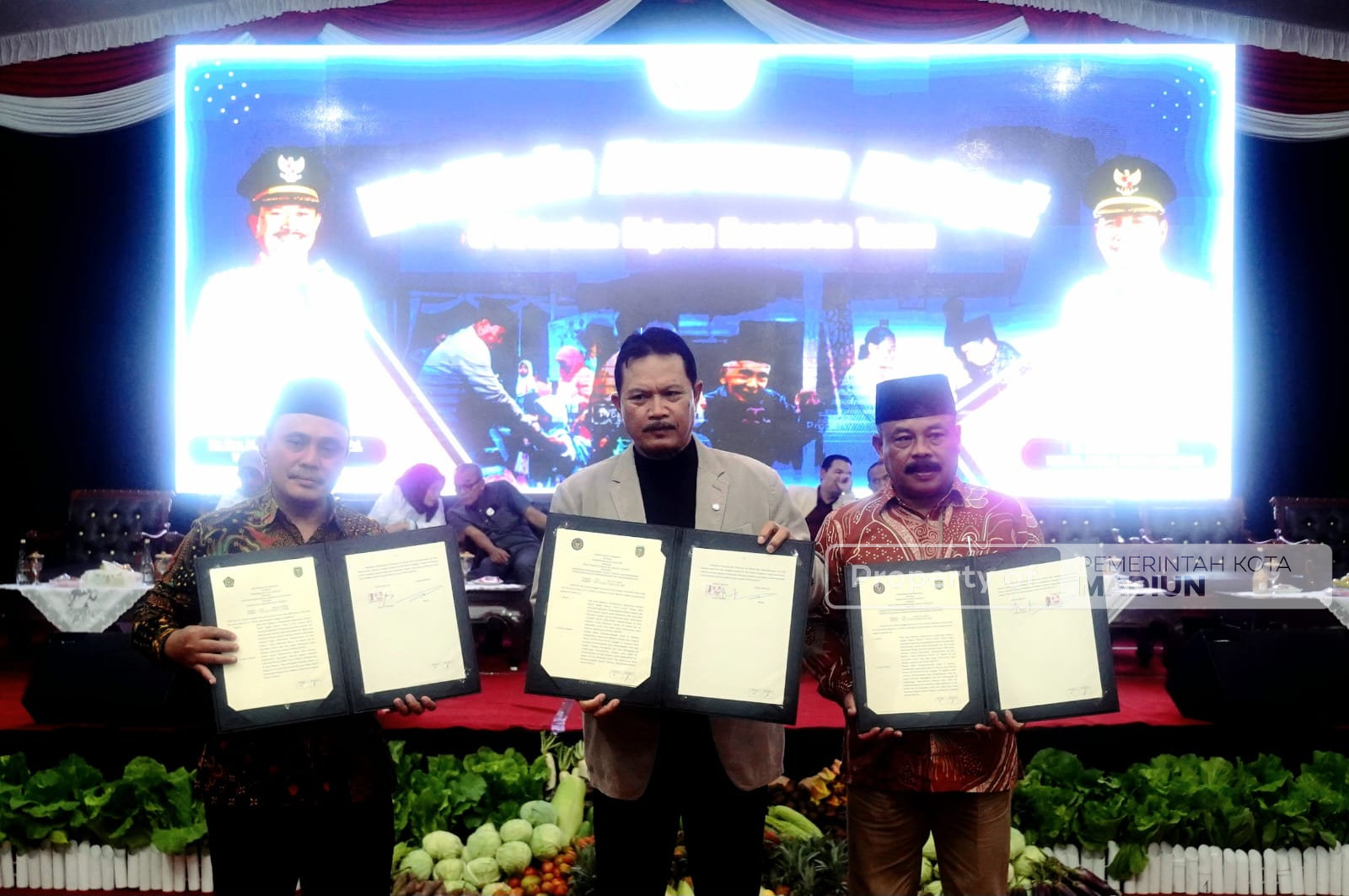Giat WBR Berganti di Wilayah Taman, Wali Kota Sambangi Masyarakat di Lapangan Gulun