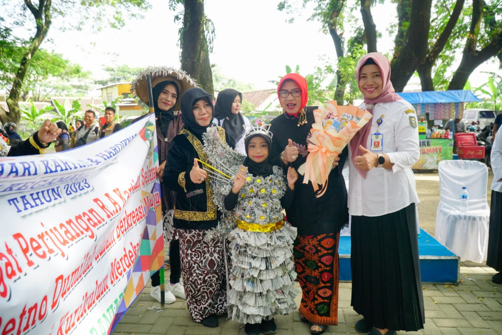 Peringati Hardiknas dan Hari Kartini, 1.600 Anak TK se-Kecamatan Taman Gelar Pawai Budaya, Bunda PAUD Beri Apresiasi