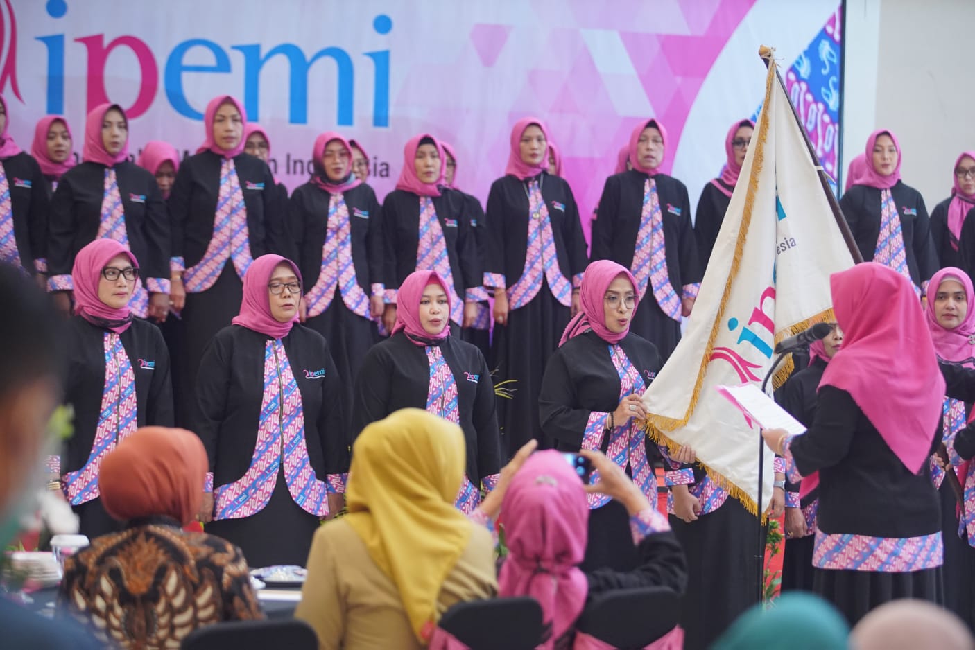 Hadiri Pelantikan IPEMI, Wali Kota Pesan Tingkatkan Solidaritas Organisasi