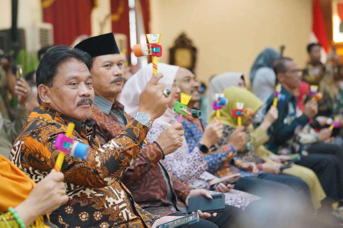 Gelar Forum Koordinasi Pelayanan Publik Di Jatim, MenpanRB Sampaikan Arahan Presiden