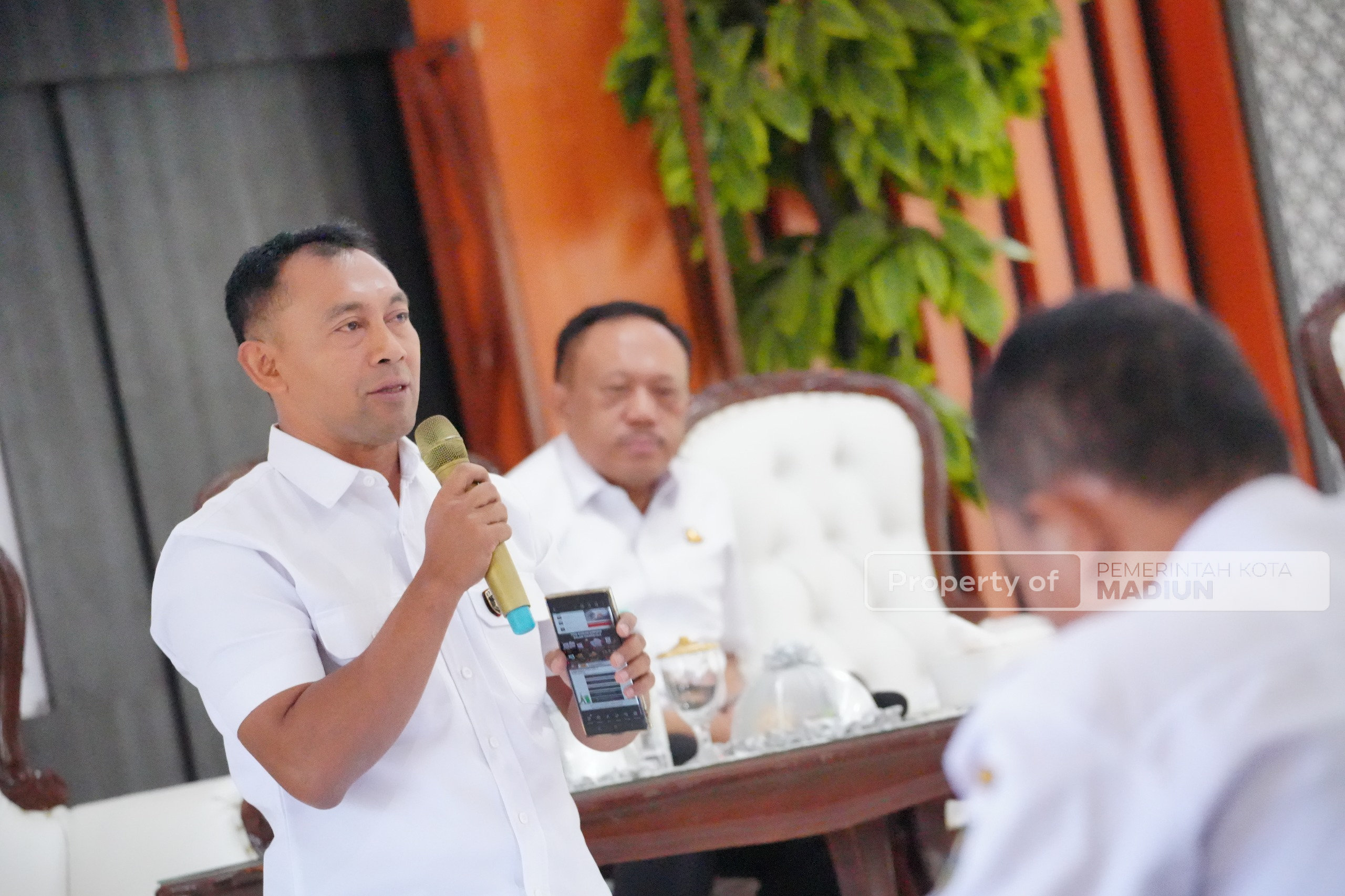 Sampah Harus Beres dari Rumah, Ini Pesan Plt Wali Kota ke Pokmas