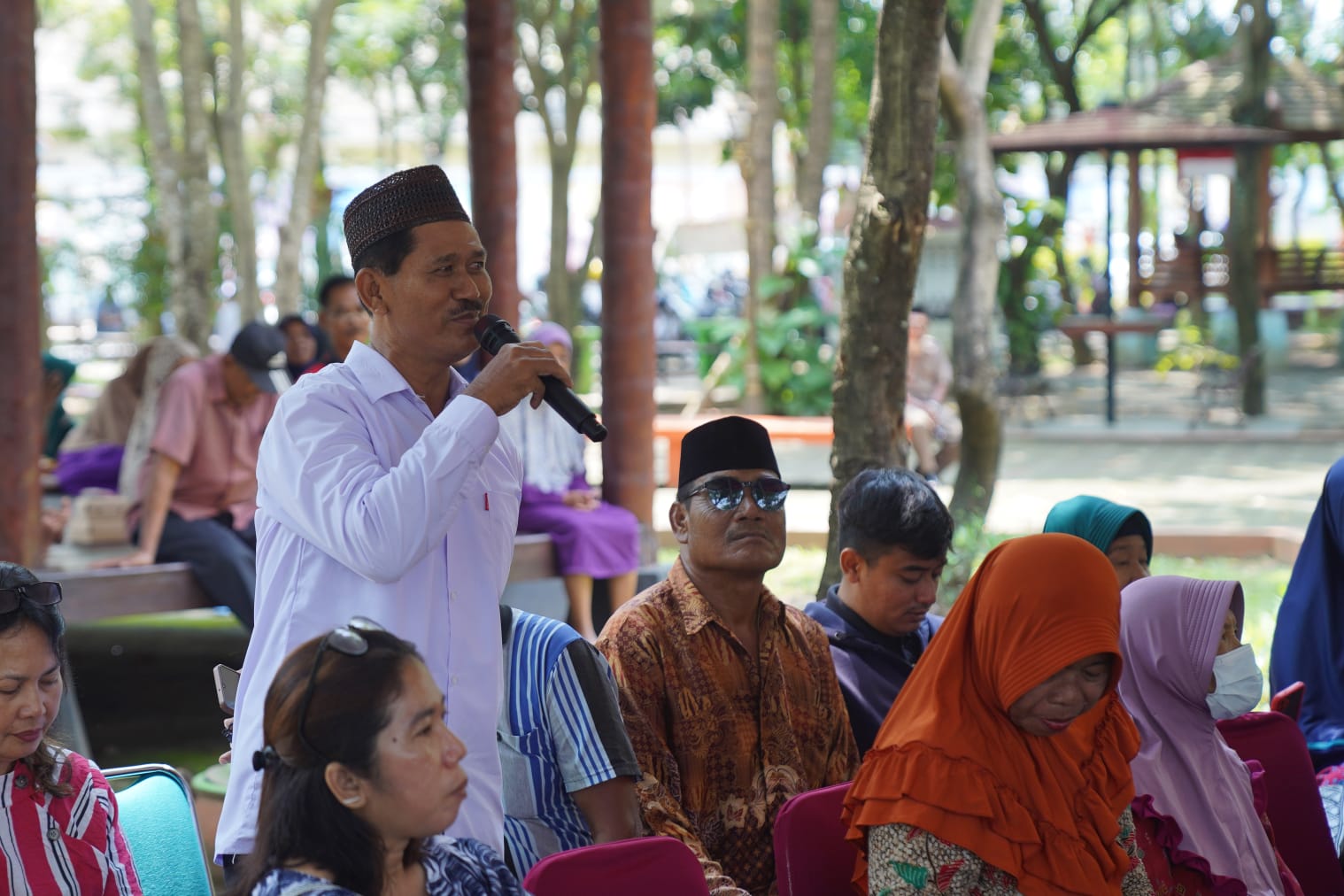 Sambangi Warga di Kelurahan Ngegong, Wali Kota Ajak Warga Jaga Kerukunan dan Aktif Ikuti Pembangunan