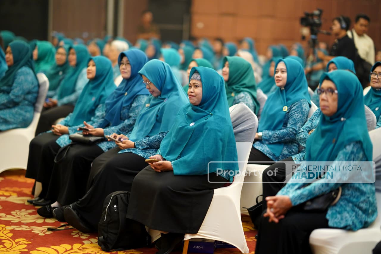 Penutupan Program CEMARA dan Beri Edukasi SEHATI, Wali Kota Tekankan Pentingnya Literasi Keuangan