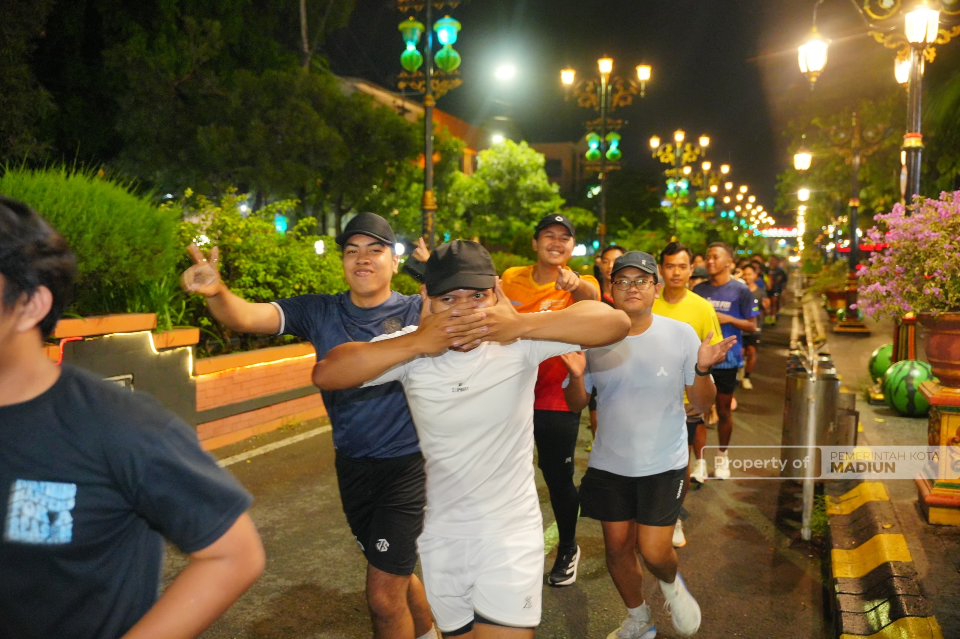 Midnight Run Ramaikan Ramadan Bugar 2026, Pemkot Madiun Ajak Warga Isi Waktu Sahur dengan Olahraga
