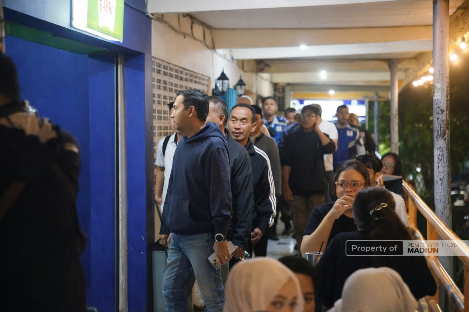 Keliling Fasum Lagi, Plt wali kota Cek Alun-alun dan Foodcourt Lantai Dua Pasar Sleko