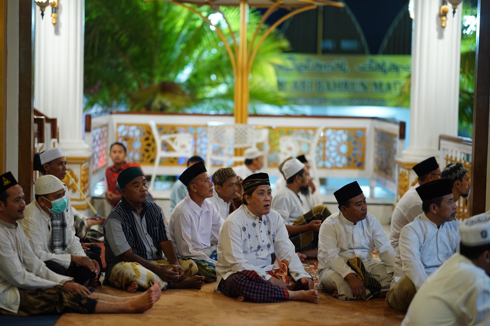 Peringati Nuzulul Quran, Wali Kota Juga Salurkan Bantuan Pangan