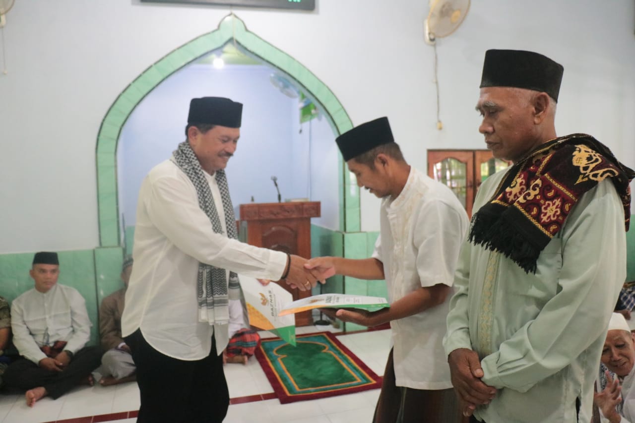 Salat Jum’at di Masjid Ar-Rohman, Wali Kota Persilahkan Jamaah Sampaikan Usulan