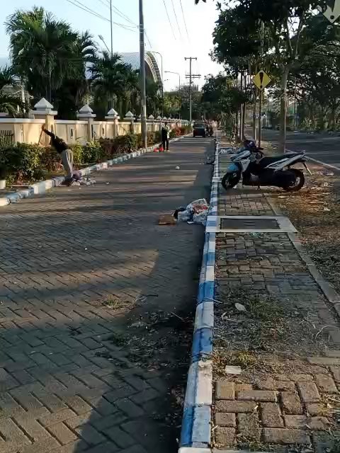 pinned