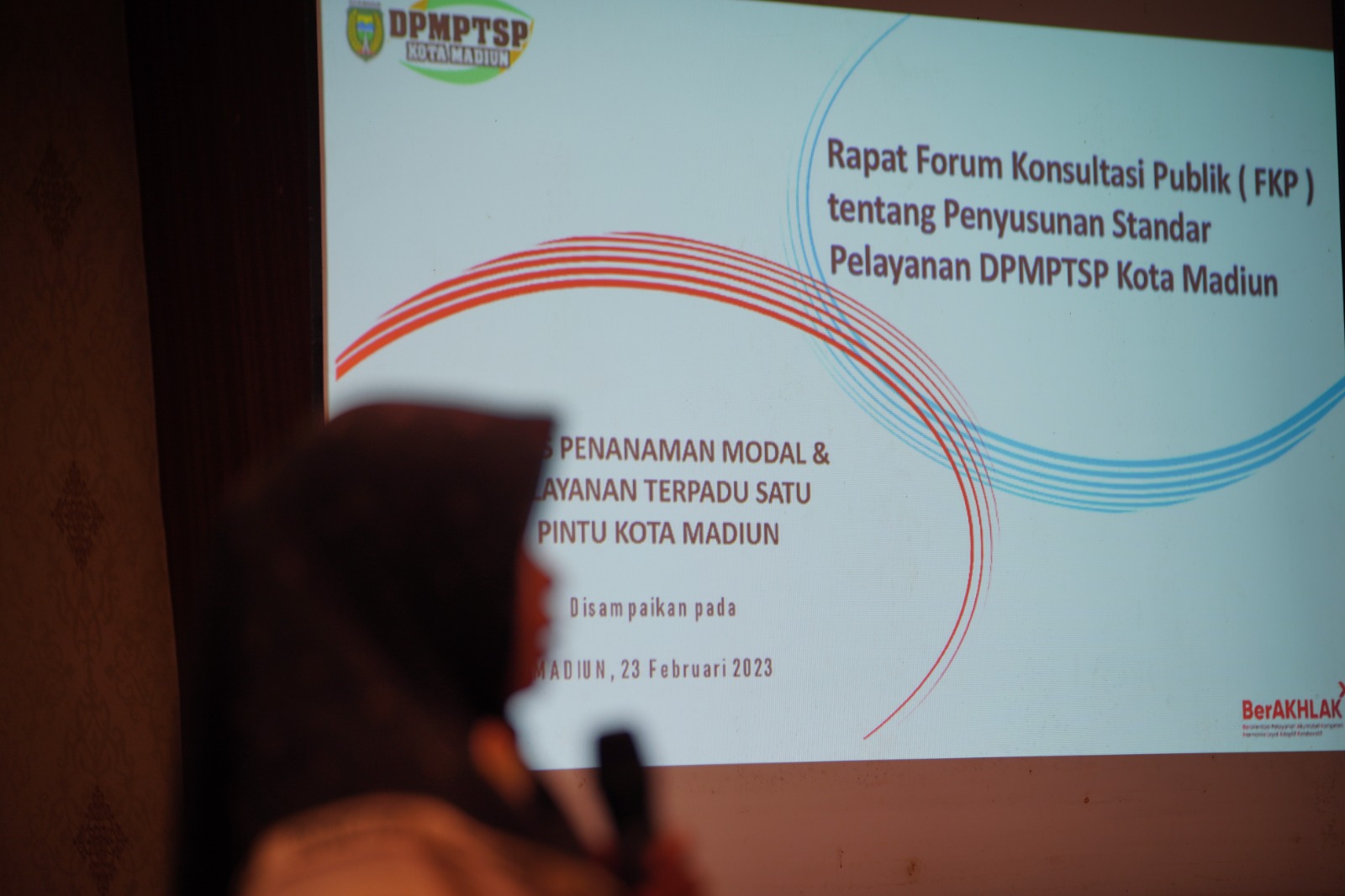 Komitmen Tingkatkan Pelayanan Kepada Masyarakat, DPMPTSP Gelar Forum Konsultasi Publik
