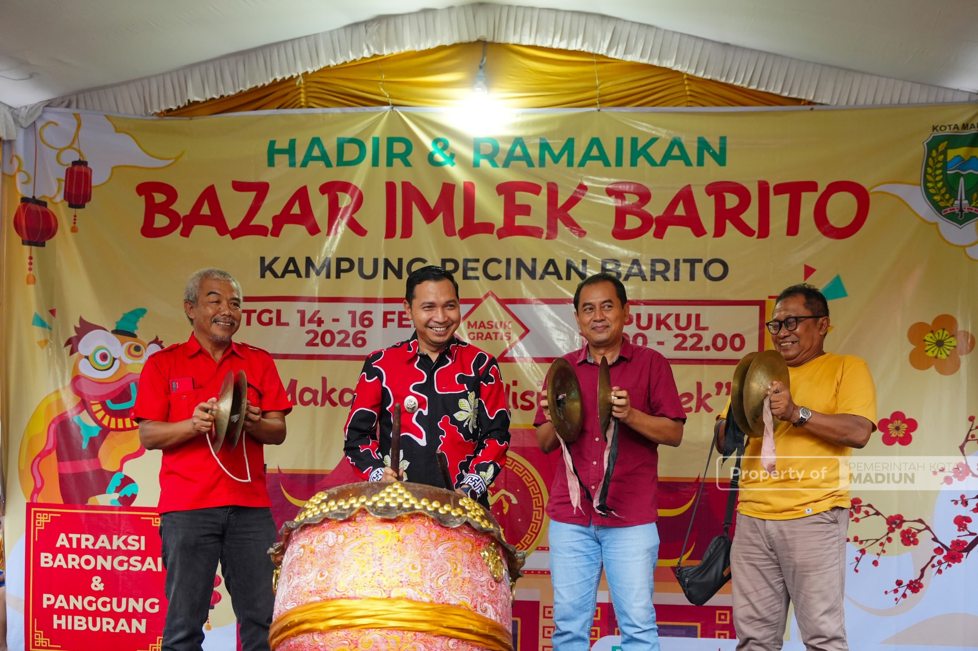 Bazar Imlek Barito Resmi Dibuka, Plt Wali Kota Madiun Dorong Kawasan Pecinan Jadi Destinasi Wisata Kuliner