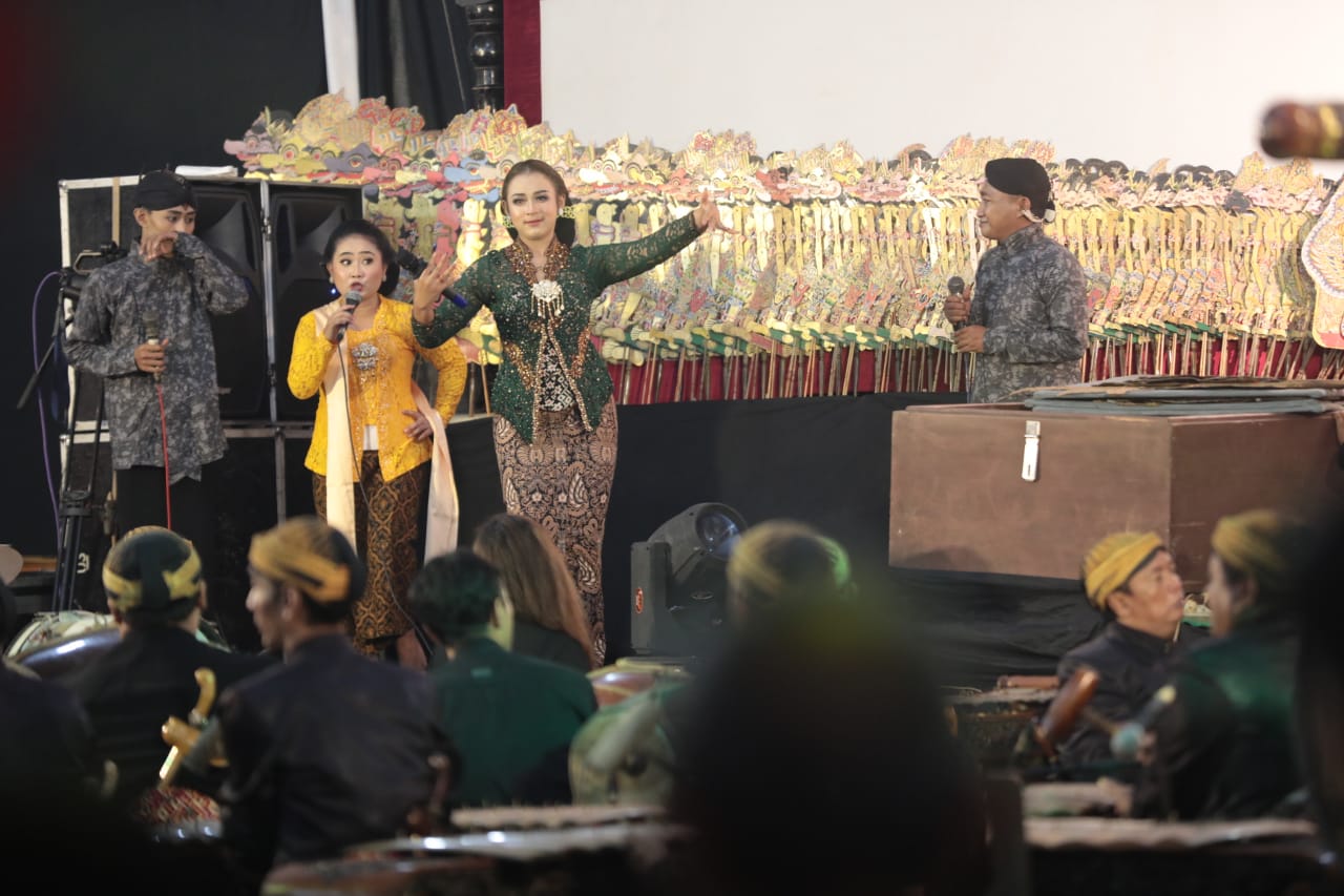 Pagelaran Wayang Kulit Tutup Madiun Festival 2023, Wali Kota Sampaikan Apresiasi Pada Masyarakat Kota