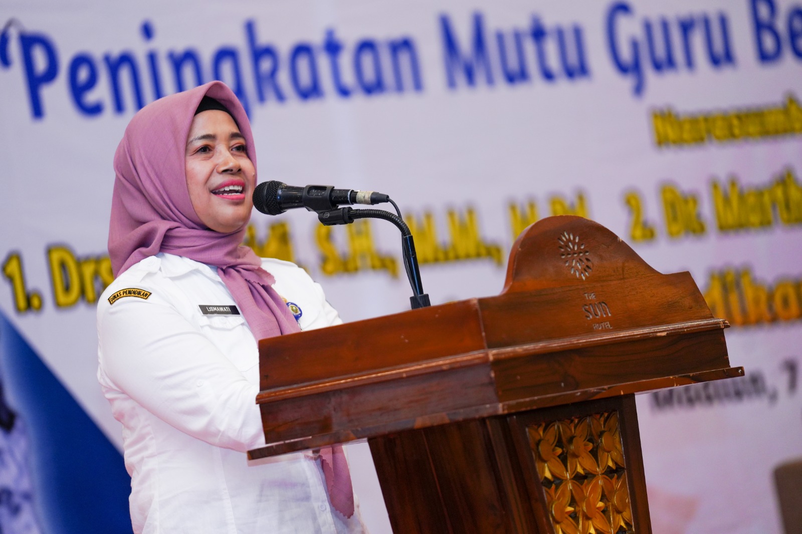 Jadi Narasumber Seminar Pendidikan, Wali Kota Ajak Guru Kenalkan Potensi Daerah Untuk Tingkatkan Keterampilan Siswa