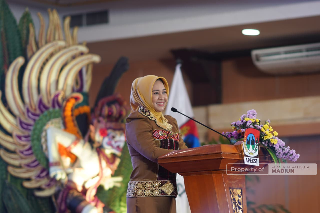 Bahas Isu Strategis Daerah di Raker Komwil IV APEKSI Ke-21, Plt Wali Kota Madiun Dorong Penguatan Sinergi Pusat dan Daerah