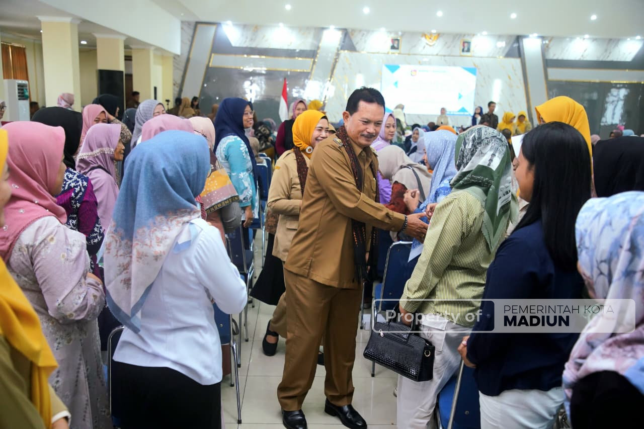Jadi Narasumber Parenting, Wali Kota Madiun: Jangan Sampai Masa Depan Anak Jadi Korban!