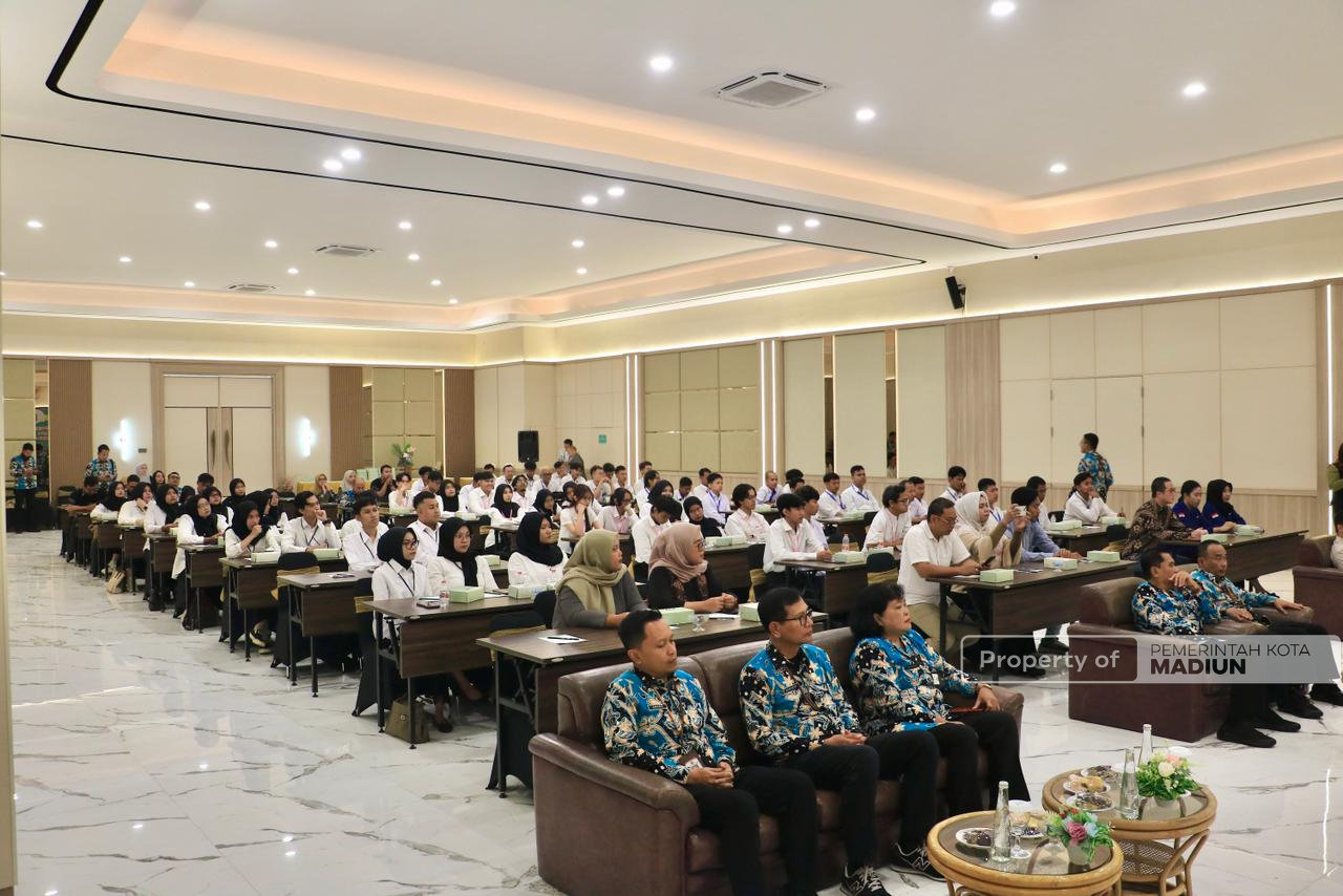 Tekan Angka Pengangguran, Plt Wali Kota Dorong Peserta Pelatihan Vokasi Siap Kerja dan Berwirausaha