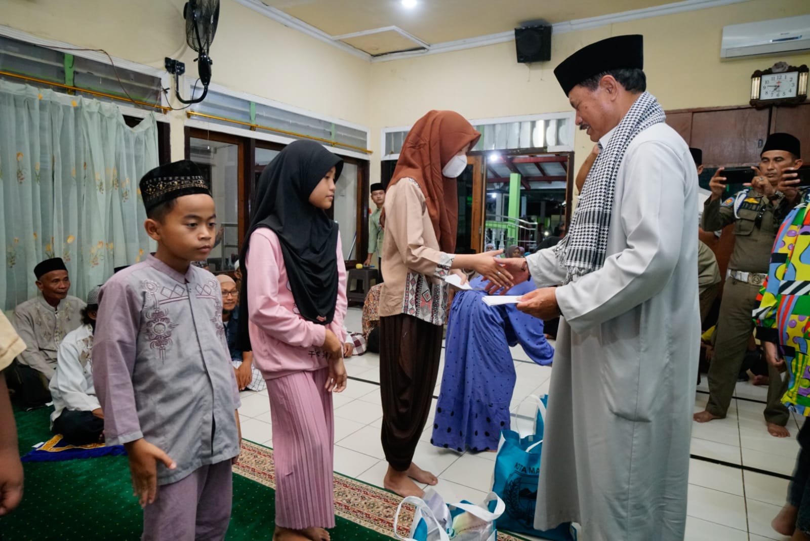 Terus Berlanjut, Safari Ramadan Wali Kota Maidi Jadi Ajang Serap Aspirasi Hingga Sosialisasi Persiapan Idul Fitri