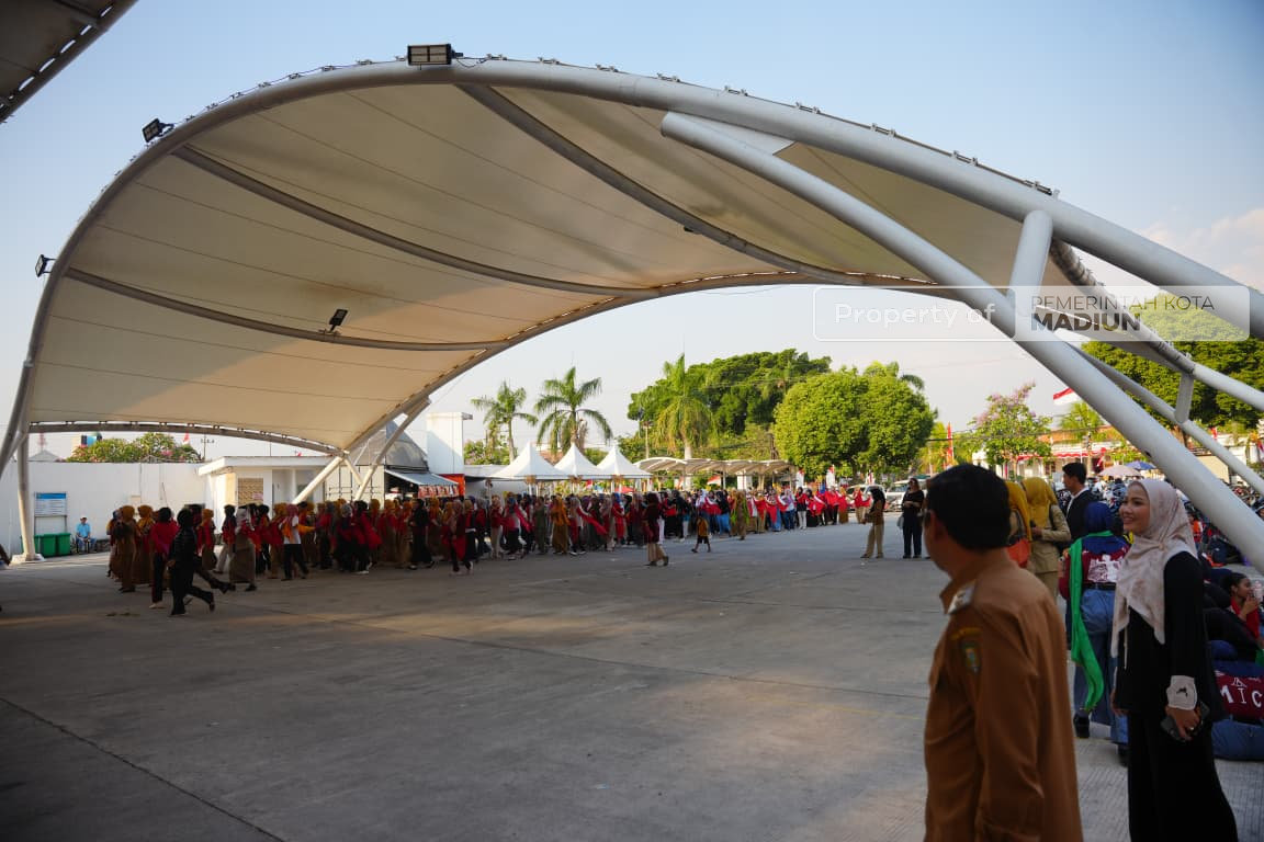Apresiasi Semangat Peserta Madiun Menari, Plt Wali Kota: Persiapan Terus Berkembang