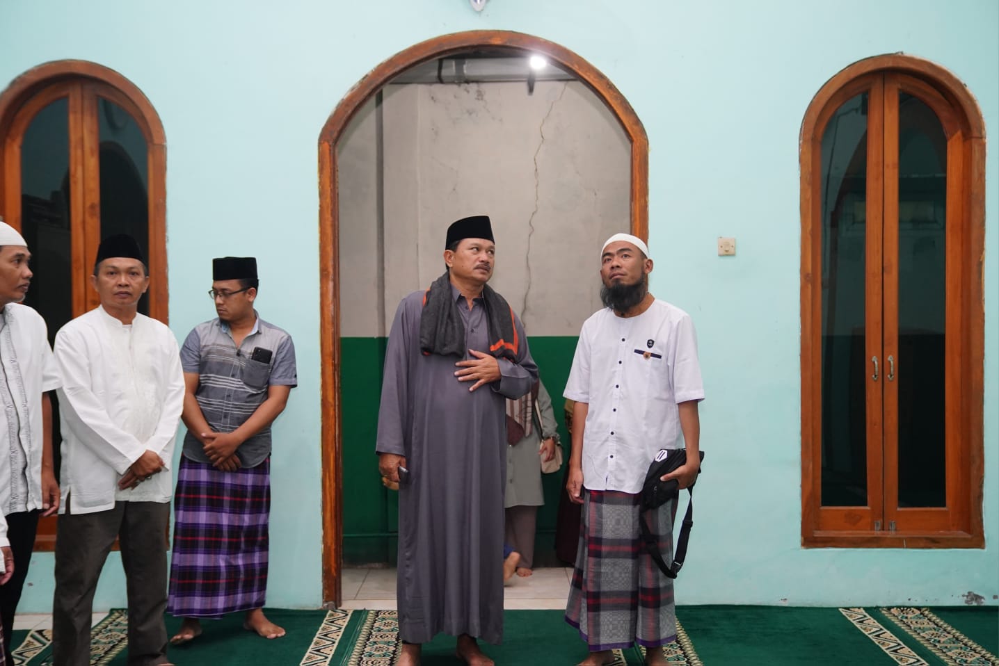 Salat Isya di Musala Ar-Rahman, Wali Kota Juga Serap Berbagai Usulan