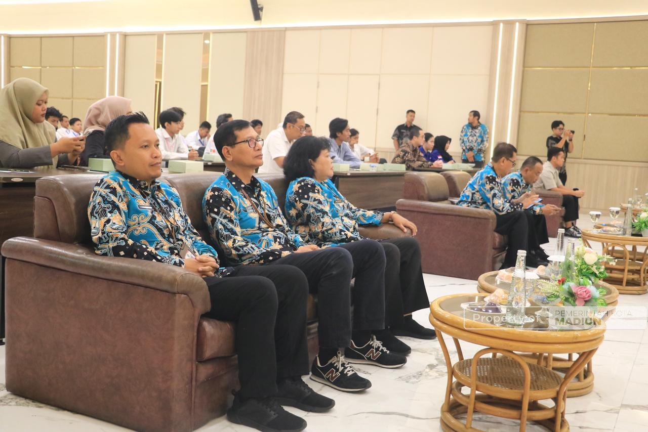 Tekan Angka Pengangguran, Plt Wali Kota Dorong Peserta Pelatihan Vokasi Siap Kerja dan Berwirausaha