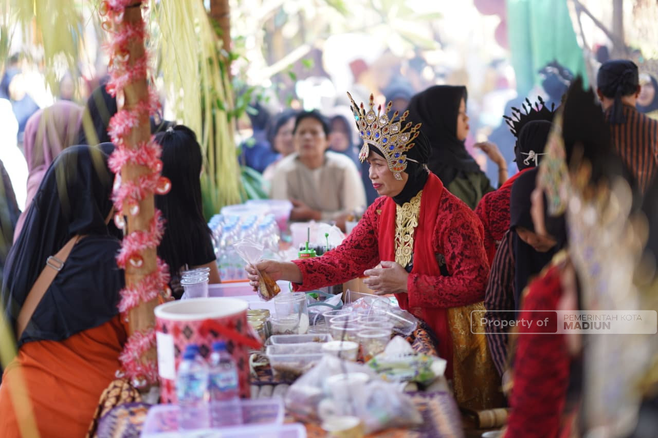 Pasar Kawak Gedongan Jadi Ruang Budaya, Plt. Wali Kota Dorong Kelurahan Gali Potensi Lokal