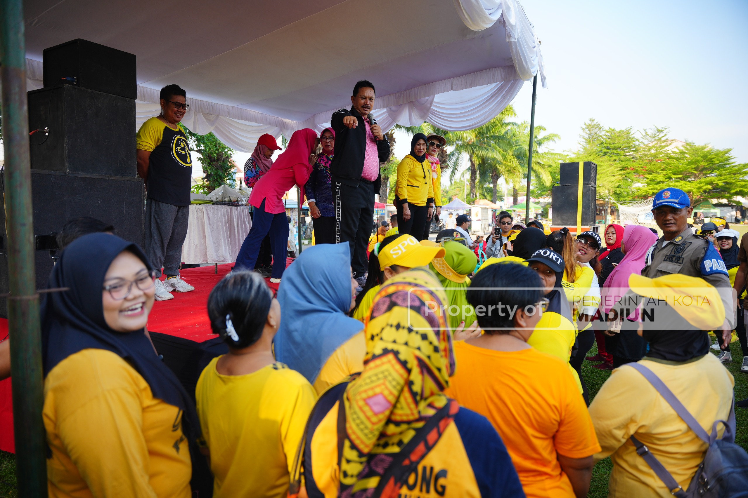 Wali Kota Madiun Hadiri Senam Bersama Peringatan HUT ke-11 Komunitas SAG