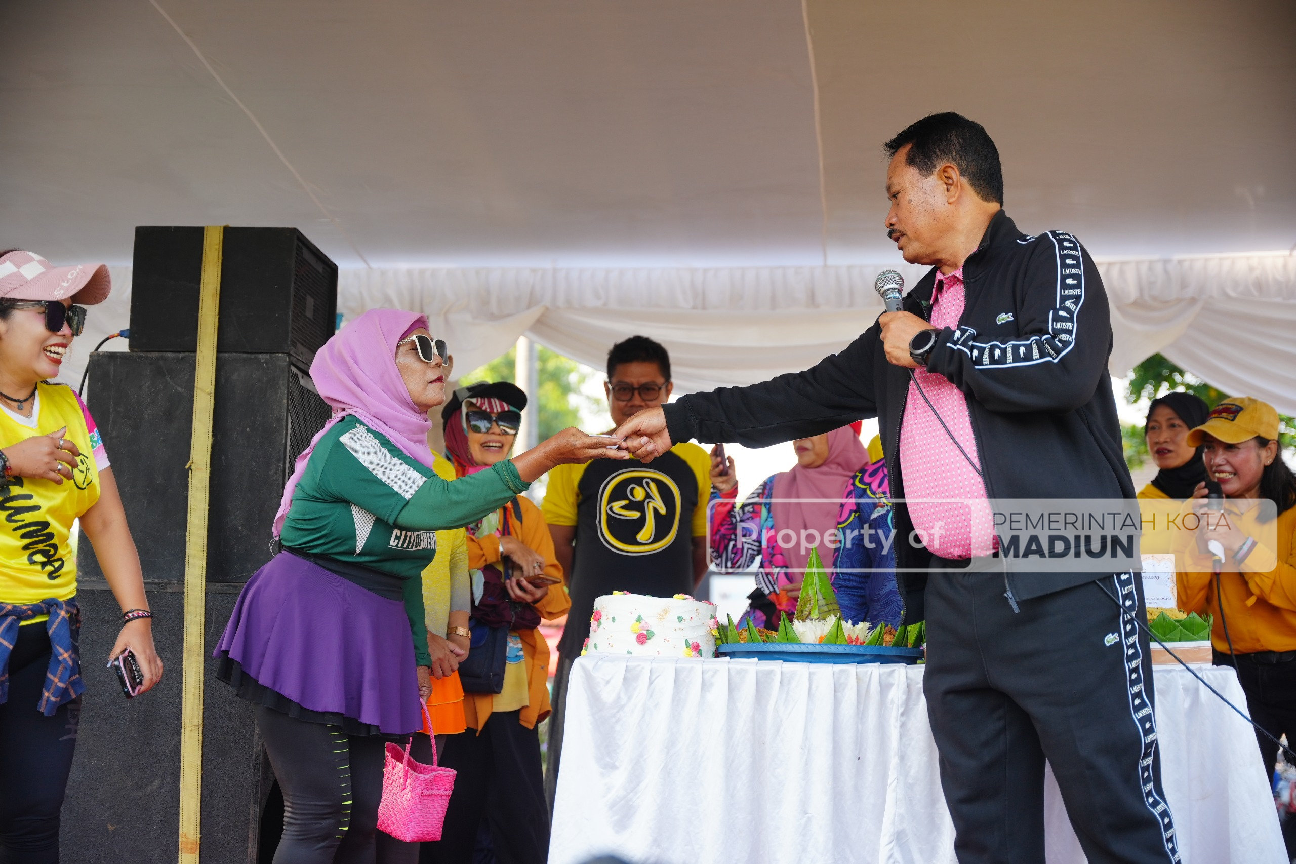 Wali Kota Madiun Hadiri Senam Bersama Peringatan HUT ke-11 Komunitas SAG