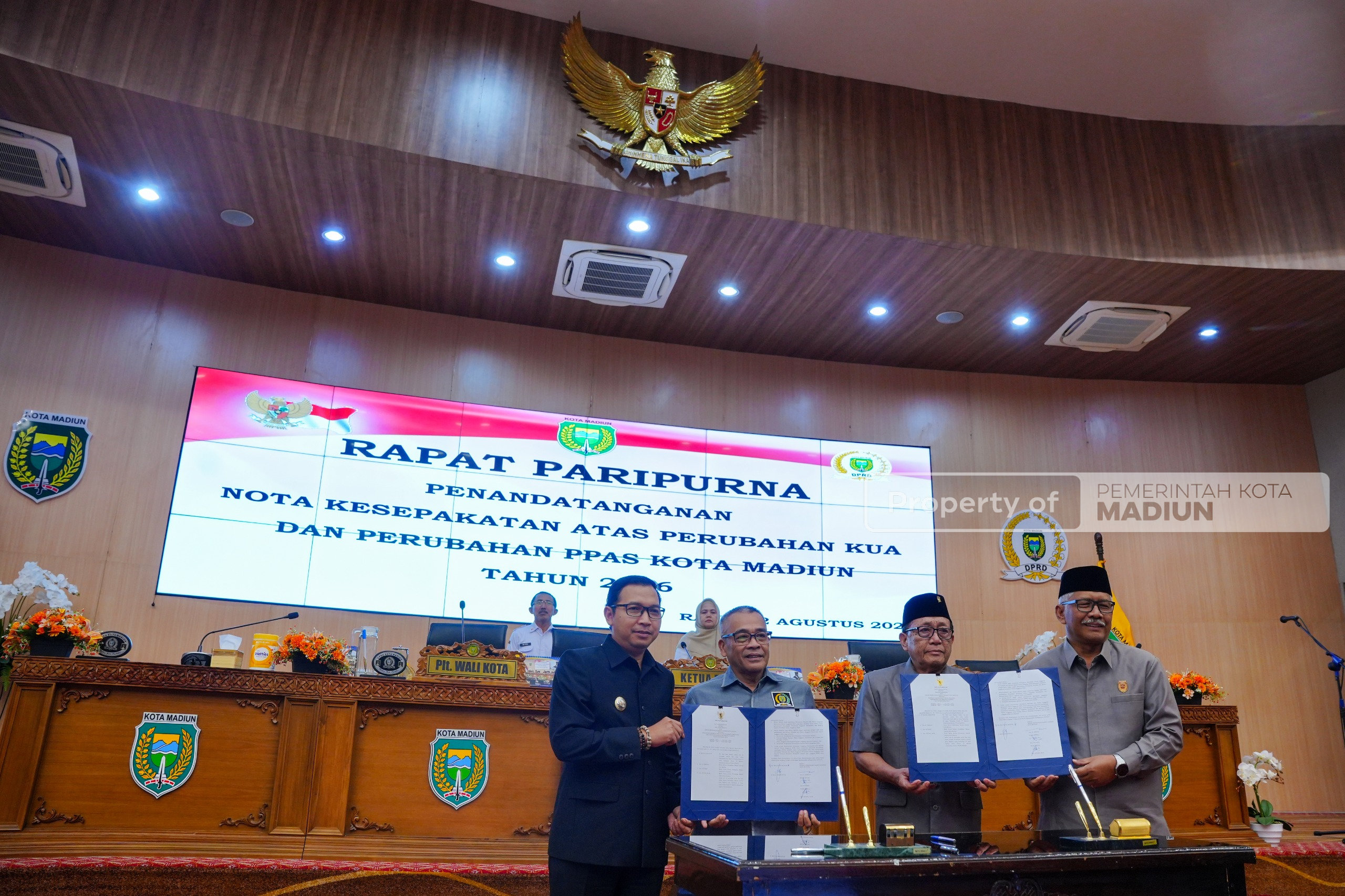 Penandatanganan Nota Kesepakatan Atas Perubahan KUA-PPAS 2026, Plt Wali Kota Tekankan Penguatan Fondasi Pembangunan